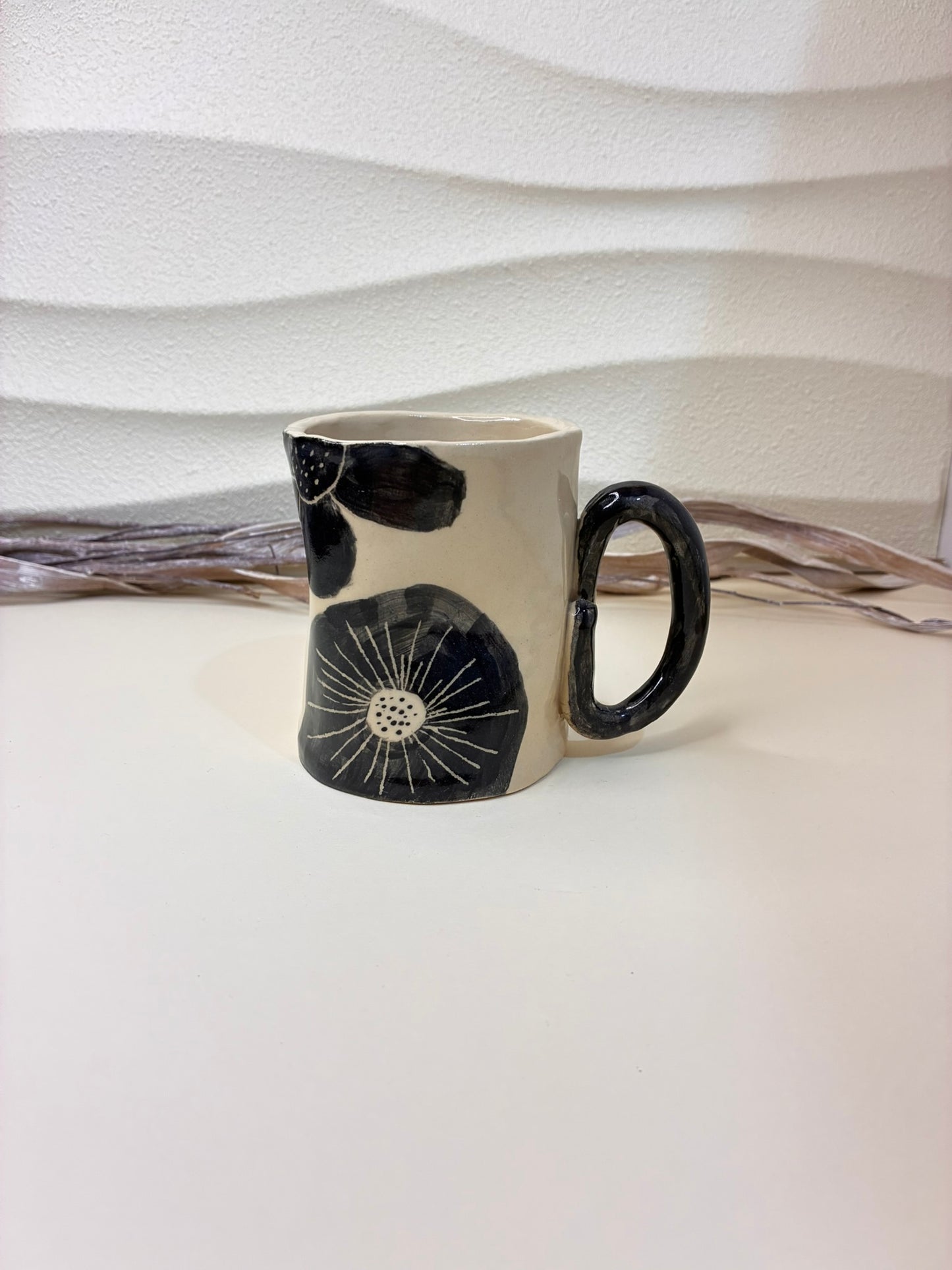 Black Petal  Mug