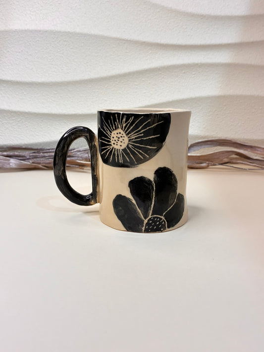 Black Petal  Mug